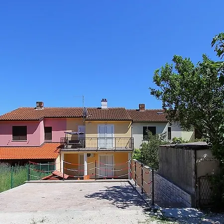 Danijel Apartment *