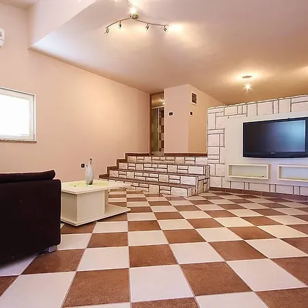 Danijel Apartment
