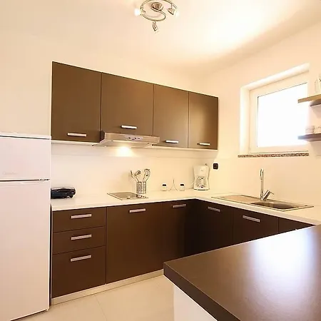 Apartment Danijel *